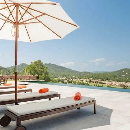 Minimal, 6 Bedrooms Whit Direct Views To The Golf Court Βίλα