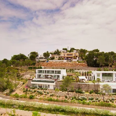 Minimal, 6 Bedrooms Whit Direct Views To The Golf Court Βίλα *