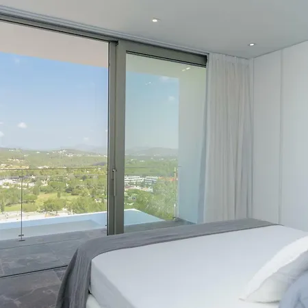 Minimal, 6 Bedrooms Whit Direct Views To The Golf Court * Santa Eulària des Riu