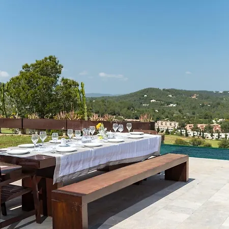 Minimal, 6 Bedrooms Whit Direct Views To The Golf Court Βίλα Santa Eulària des Riu