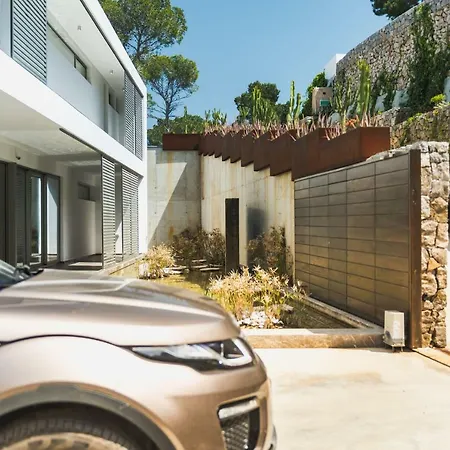 Minimal, 6 Bedrooms Whit Direct Views To The Golf Court Βίλα
