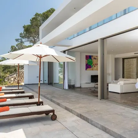 Minimal, 6 Bedrooms Whit Direct Views To The Golf Court Βίλα Santa Eulària des Riu